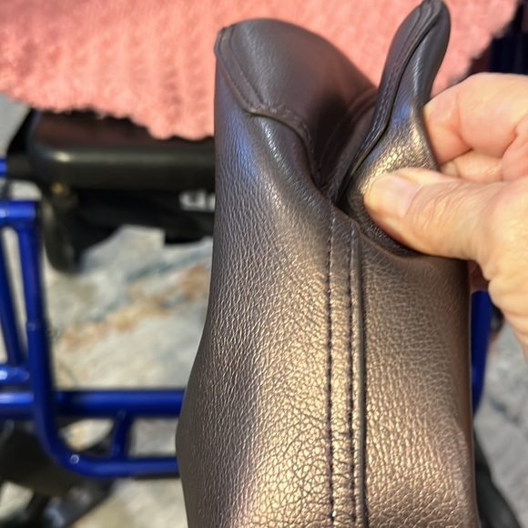 Kate, spade, reversible, copper, brown, large tote, very pristine and clean - Picture 4 of 8